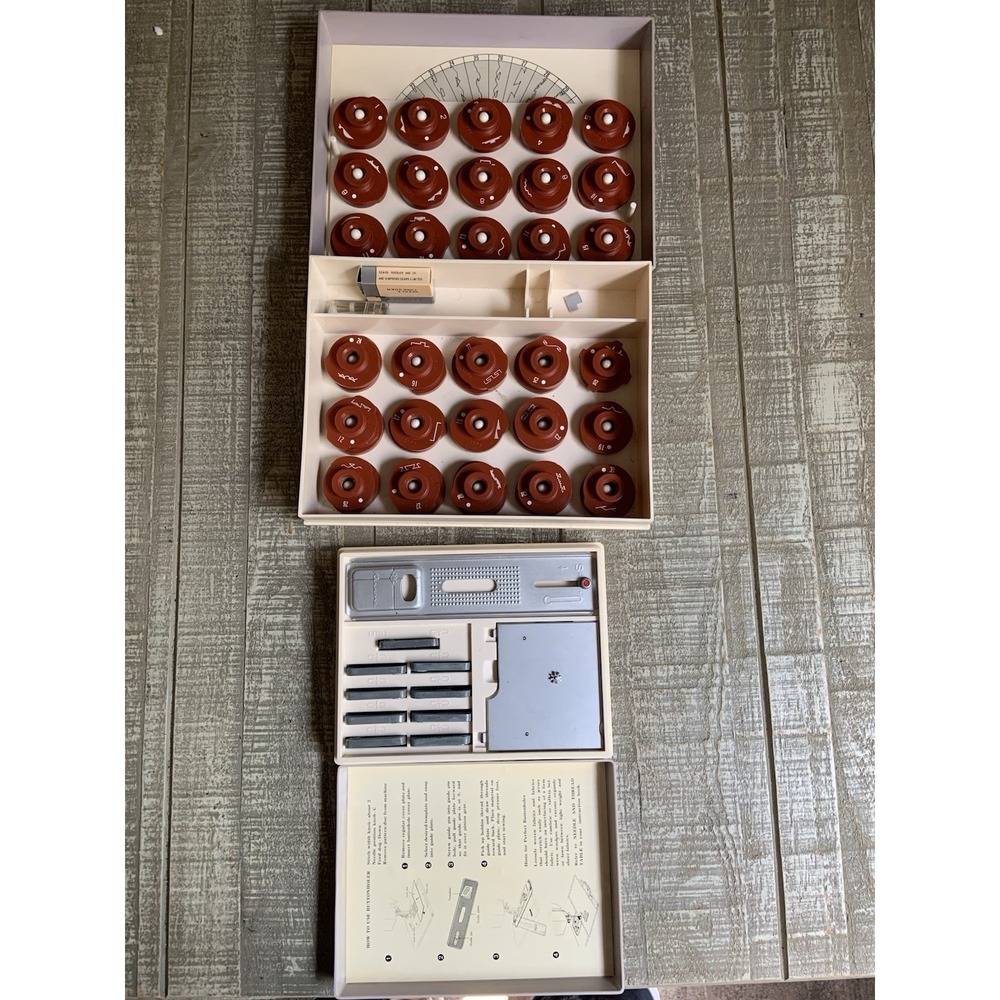 Vintage Sears Kenmore Accessory Buttonholer In Original Case And Cam Set Lot